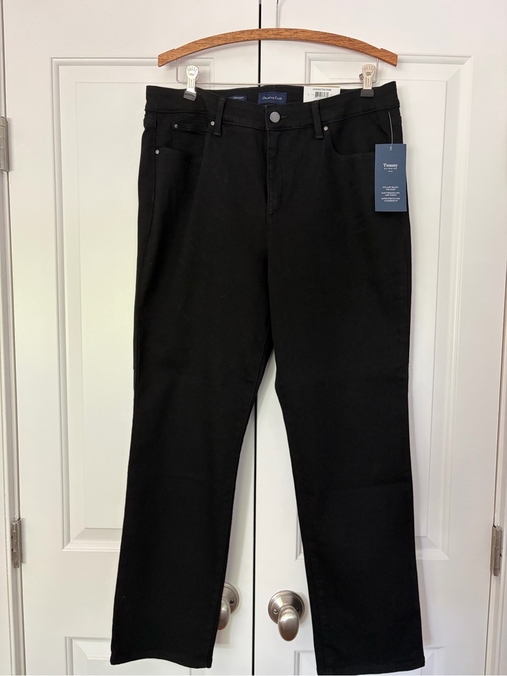 Charter Club women’s  Black Straight-Leg Jeans NWT size 14s